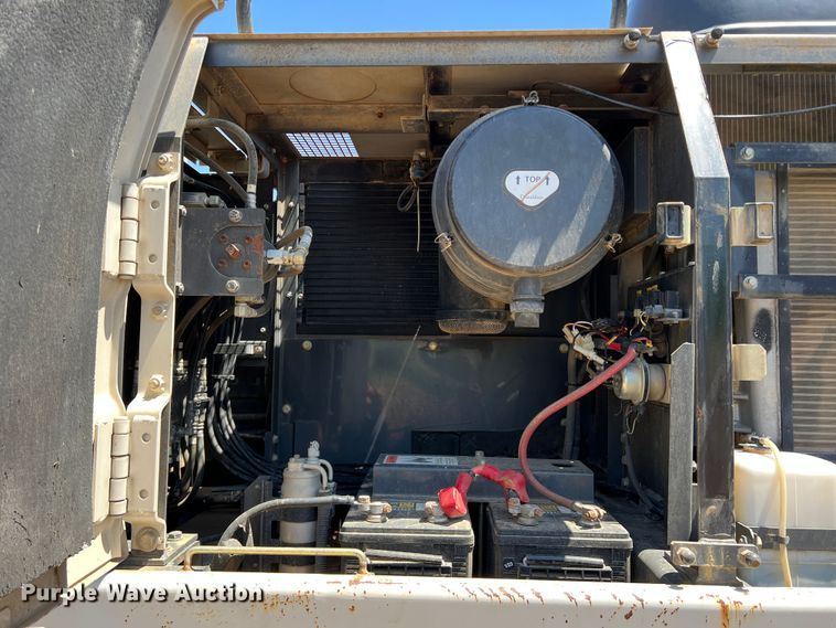 image for item DR5639 2008 Link Belt 330LX  excavator