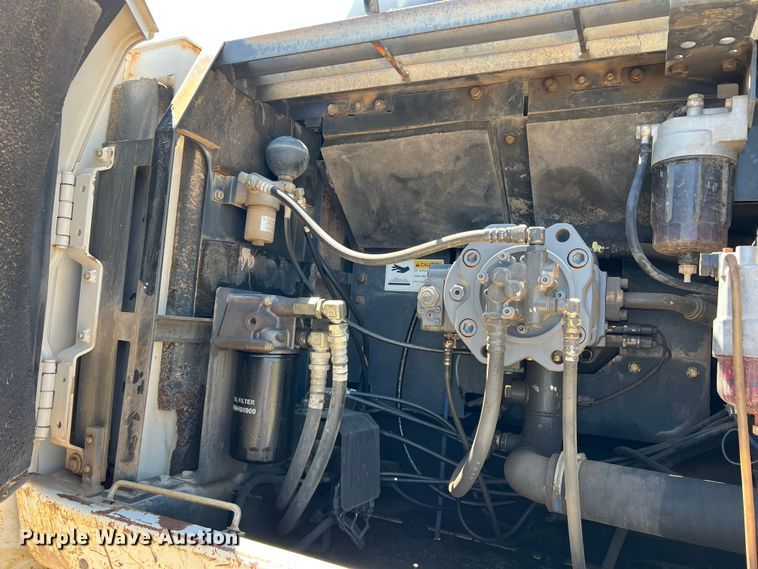 image for item DR5639 2008 Link Belt 330LX  excavator