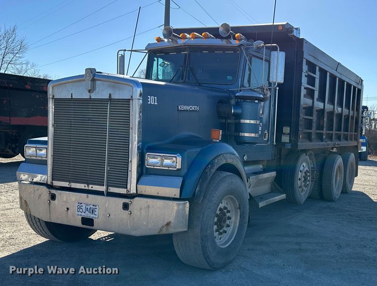 image for item DR6042 1998 Kenworth W900  dump truck