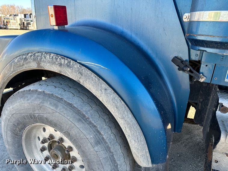 image for item DR6042 1998 Kenworth W900  dump truck