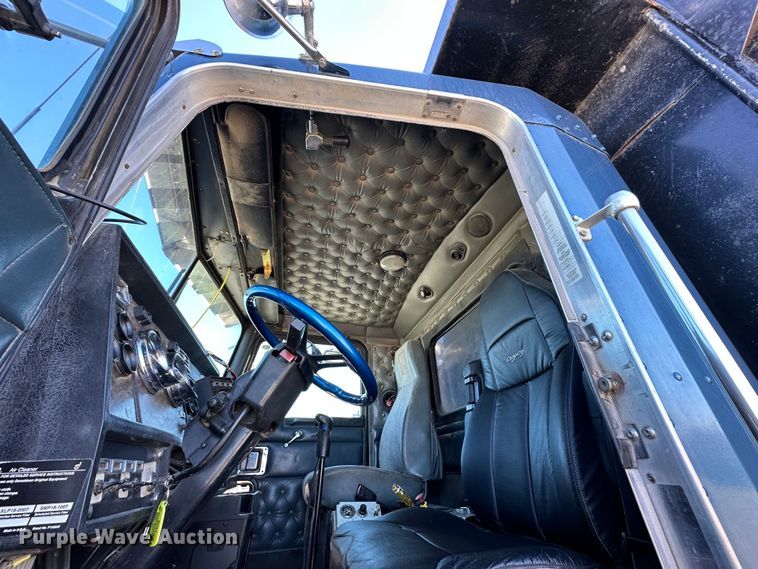 image for item DR6042 1998 Kenworth W900  dump truck