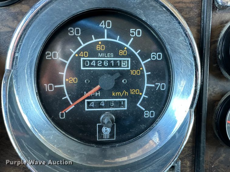 image for item DR6042 1998 Kenworth W900  dump truck