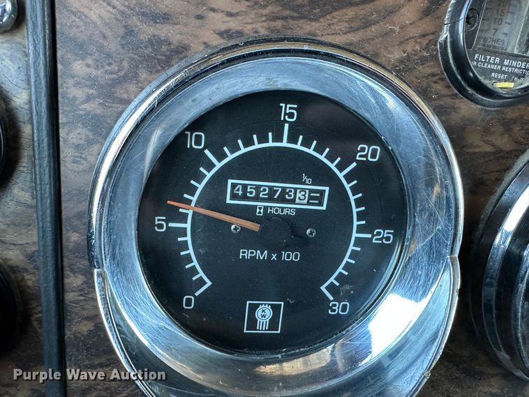 image for item DR6042 1998 Kenworth W900  dump truck