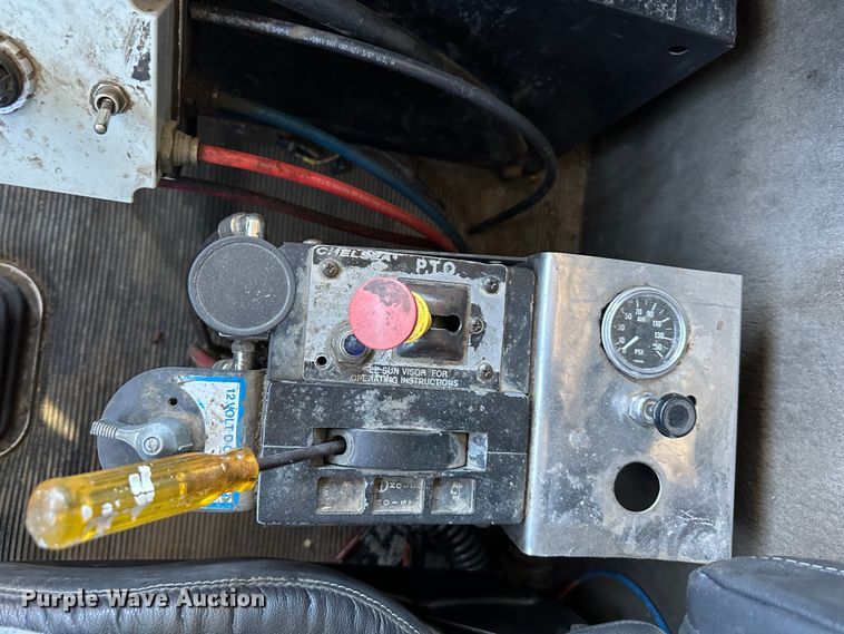 image for item DR6042 1998 Kenworth W900  dump truck