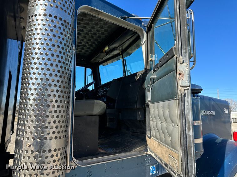 image for item DR6042 1998 Kenworth W900  dump truck