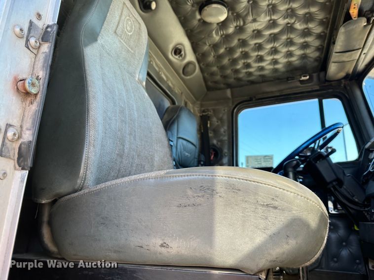 image for item DR6042 1998 Kenworth W900  dump truck