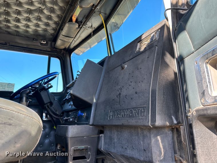 image for item DR6042 1998 Kenworth W900  dump truck