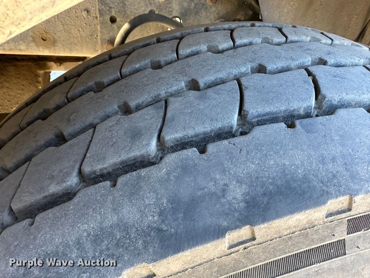 image for item DR6042 1998 Kenworth W900  dump truck