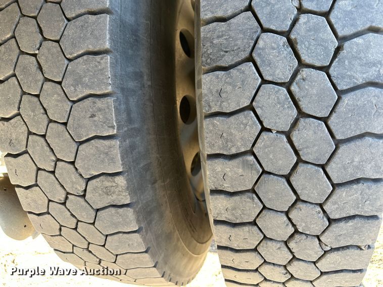 image for item DR6042 1998 Kenworth W900  dump truck