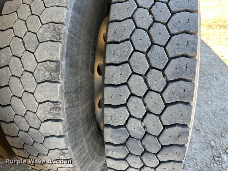 image for item DR6042 1998 Kenworth W900  dump truck