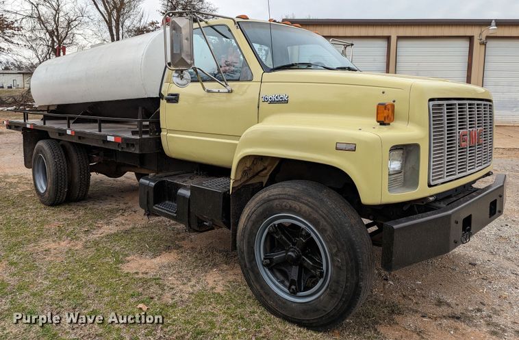 image for item DR6836 1990 GMC TopKick C6000  vacuum truck