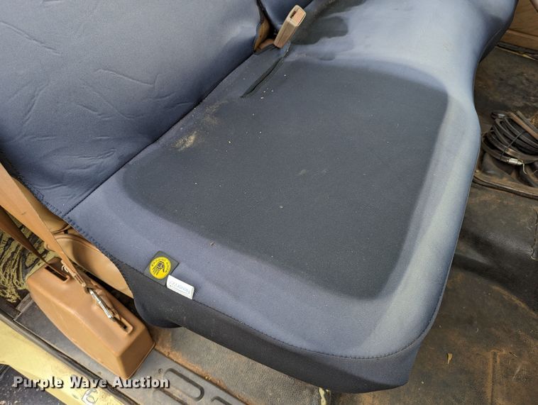 image for item DR6836 1990 GMC TopKick C6000  vacuum truck