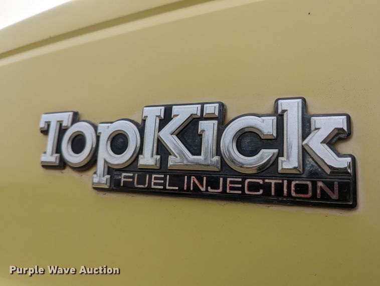 image for item DR6836 1990 GMC TopKick C6000  vacuum truck