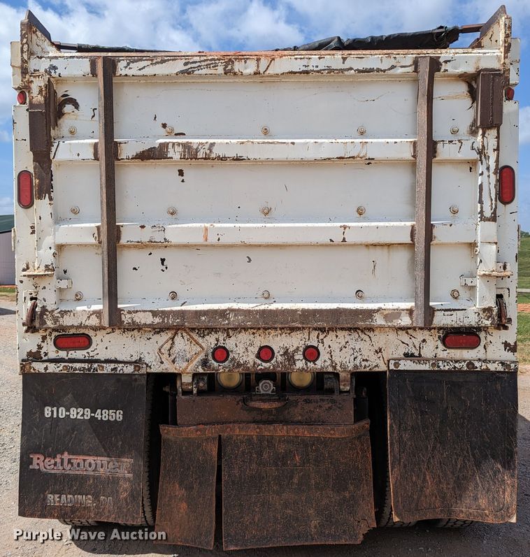 image for item DR6933 2002 Mack CH613  dump truck