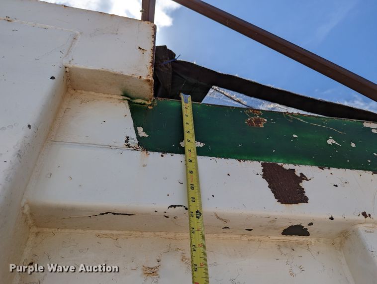 image for item DR6933 2002 Mack CH613  dump truck