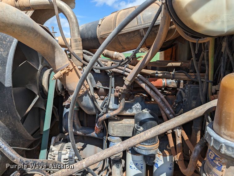 image for item DR6933 2002 Mack CH613  dump truck