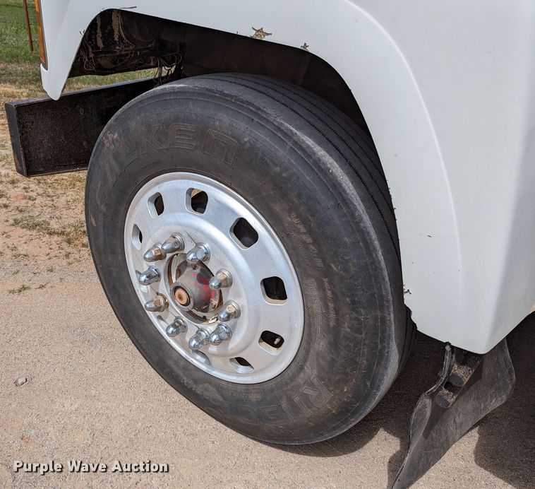 image for item DR6933 2002 Mack CH613  dump truck