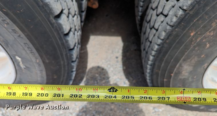 image for item DR6933 2002 Mack CH613  dump truck