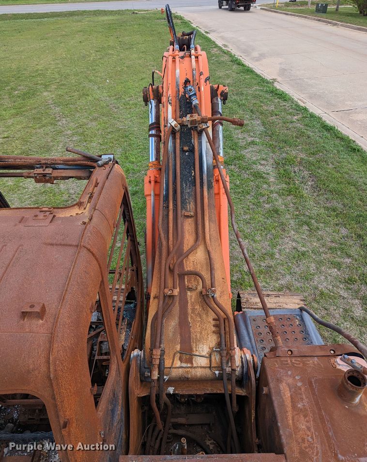 image for item DR6936 2004 Hitachi ZX160LC  excavator