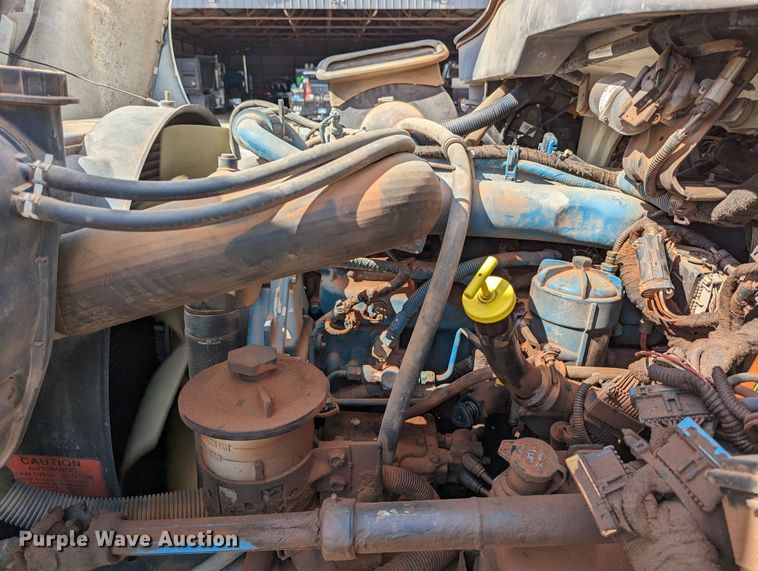 image for item DR6939 2007 International 4300  bucket truck