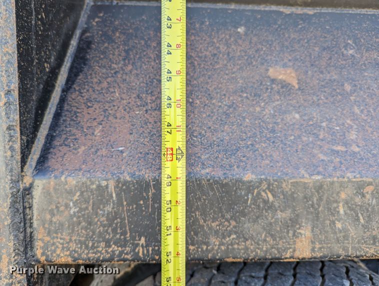 image for item DR6943 2001 Freightliner FLD 120  dump truck