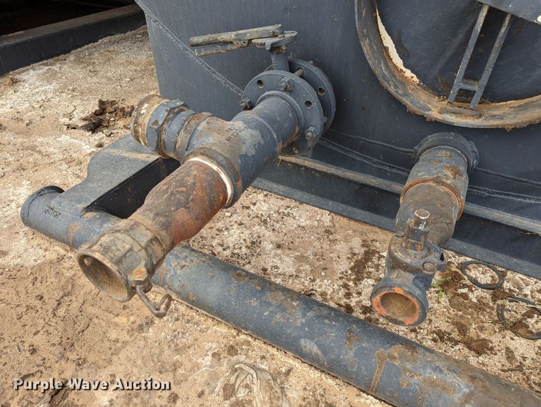 image for item DR6944 Loffland Western Tank Company 500BBL  frac tank