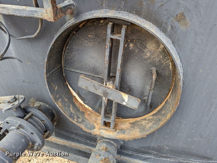 image for item DR6944 Loffland Western Tank Company 500BBL  frac tank