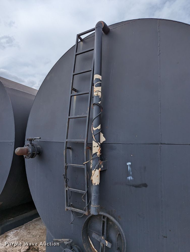 image for item DR6944 Loffland Western Tank Company 500BBL  frac tank