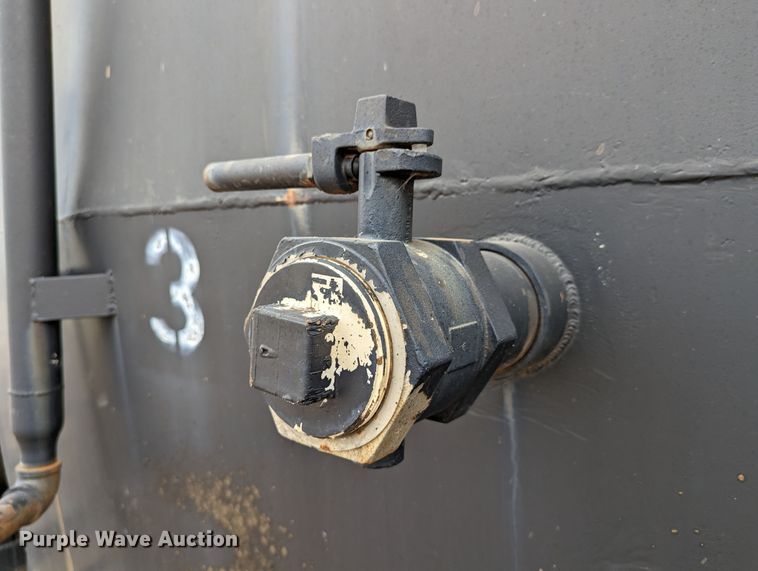 image for item DR6946 Loffland Western Tank Company 500BBL  frac tank