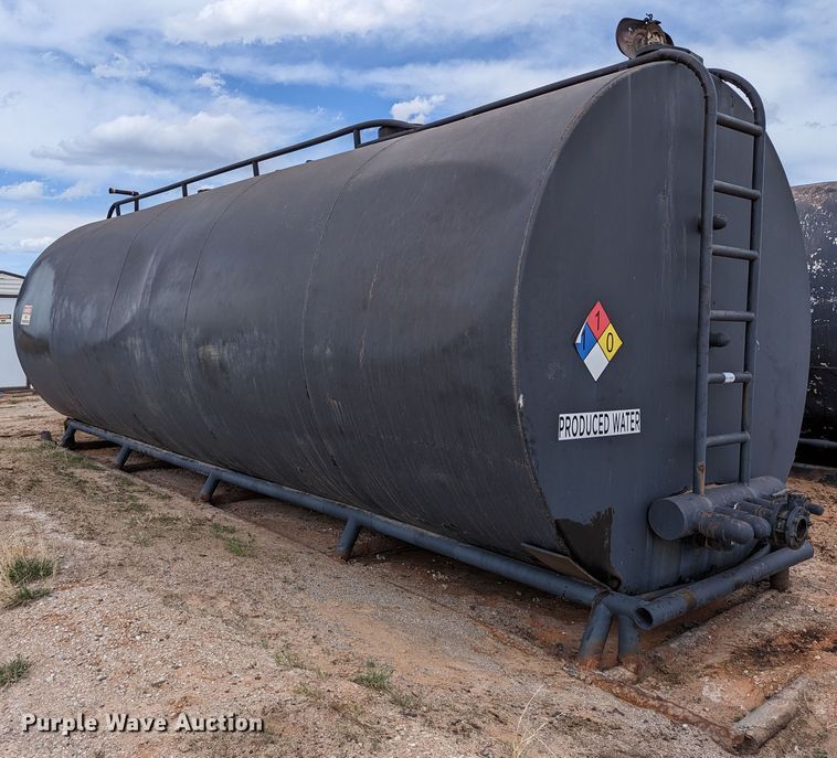 image for item DR6947 Frac tank