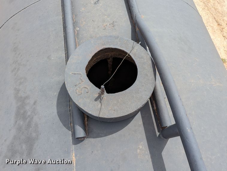 image for item DR6947 Frac tank