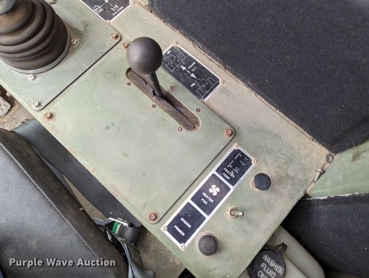 image for item DR6948 1991 SkyTrak 6000M  telehandler