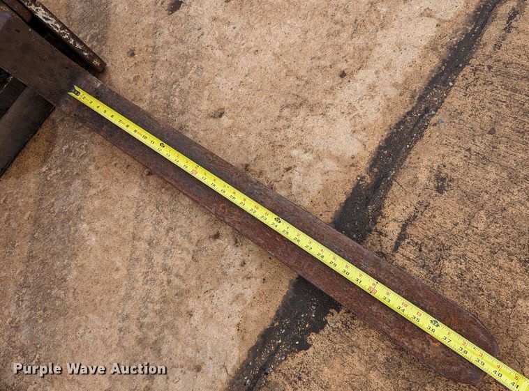 image for item DR6948 1991 SkyTrak 6000M  telehandler