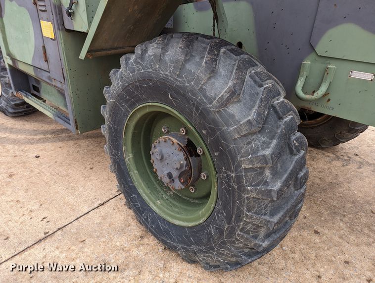 image for item DR6948 1991 SkyTrak 6000M  telehandler