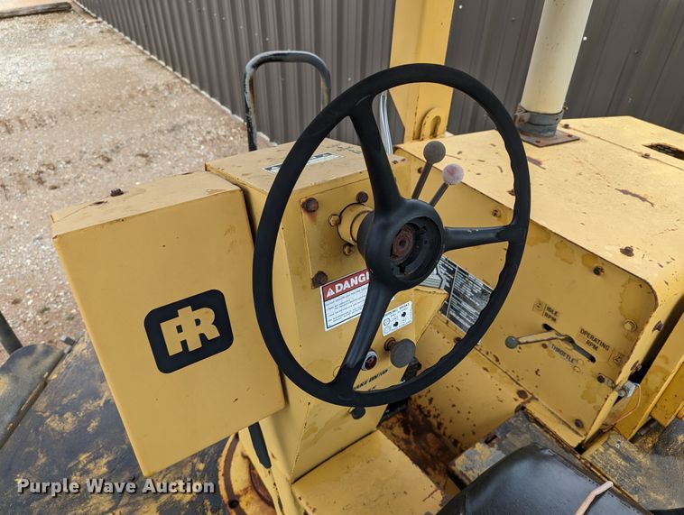 image for item DR6949 1986 Ingersoll Rand SPF-48B  single drum vibratory roller