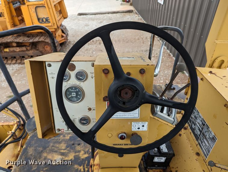 image for item DR6949 1986 Ingersoll Rand SPF-48B  single drum vibratory roller