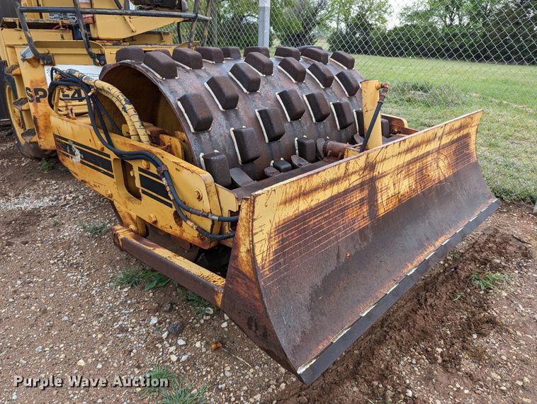 image for item DR6949 1986 Ingersoll Rand SPF-48B  single drum vibratory roller