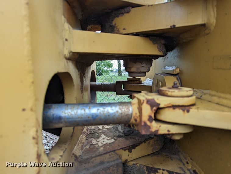 image for item DR6949 1986 Ingersoll Rand SPF-48B  single drum vibratory roller