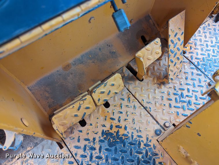 image for item DR6950 1980 Case 850B  dozer