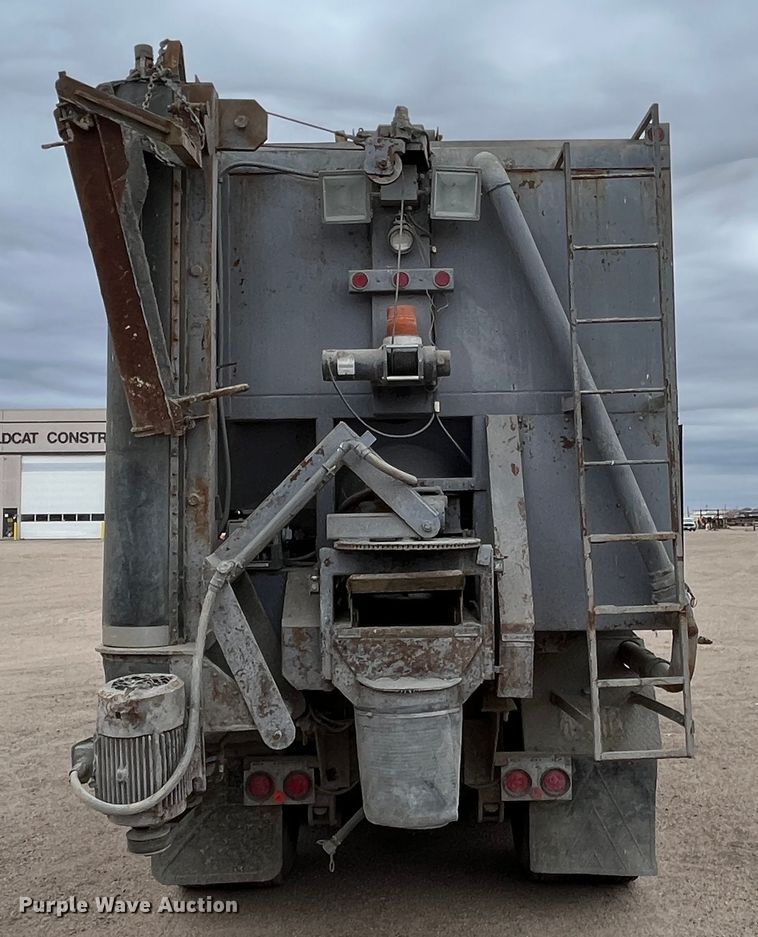 image for item DS1790 1986 Cementech MCD10-100T  volumetric concrete mixer