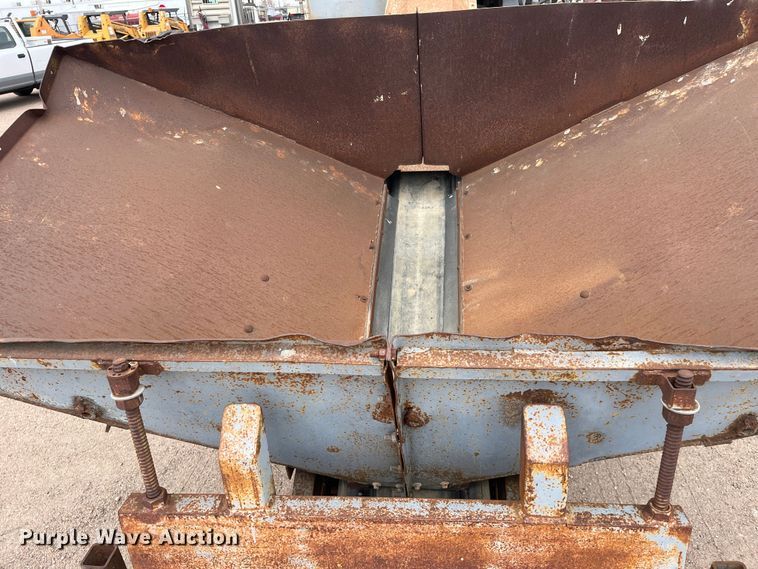 image for item DS1790 1986 Cementech MCD10-100T  volumetric concrete mixer