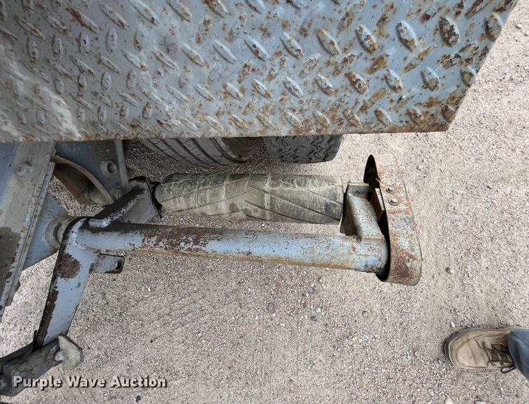 image for item DS1790 1986 Cementech MCD10-100T  volumetric concrete mixer