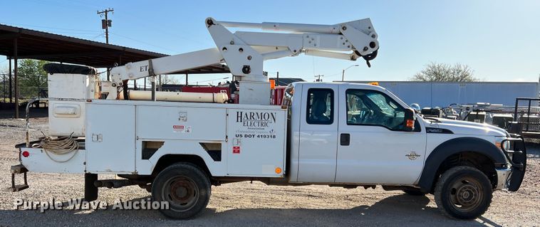 image for item DS2868 2014 Ford F550 Super Duty  SuperCab bucket truck