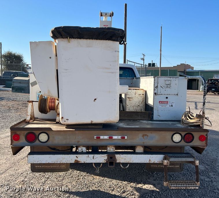 image for item DS2868 2014 Ford F550 Super Duty  SuperCab bucket truck