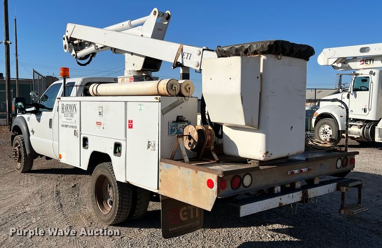 image for item DS2868 2014 Ford F550 Super Duty  SuperCab bucket truck