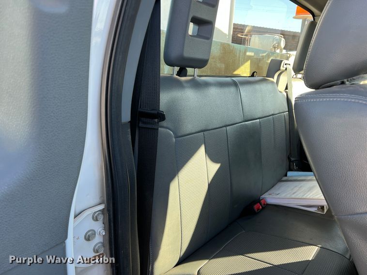 image for item DS2868 2014 Ford F550 Super Duty  SuperCab bucket truck