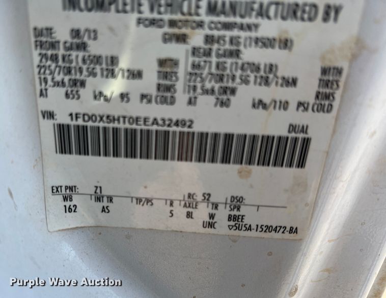 image for item DS2868 2014 Ford F550 Super Duty  SuperCab bucket truck