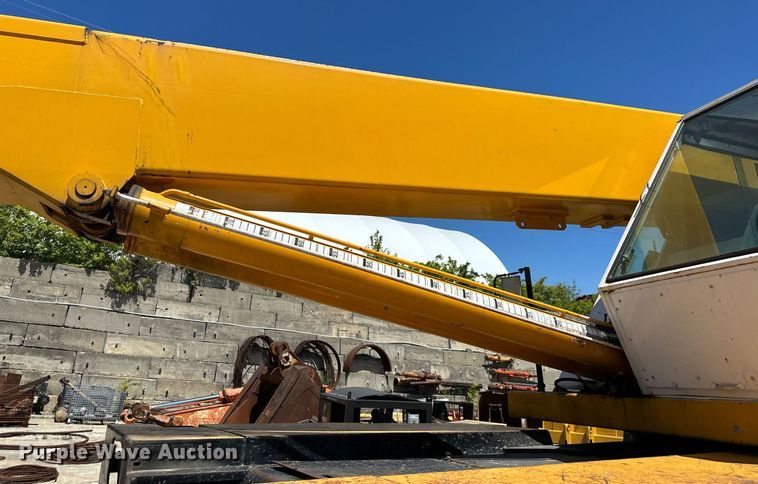 image for item GB9230 Drott 1500CC  crane