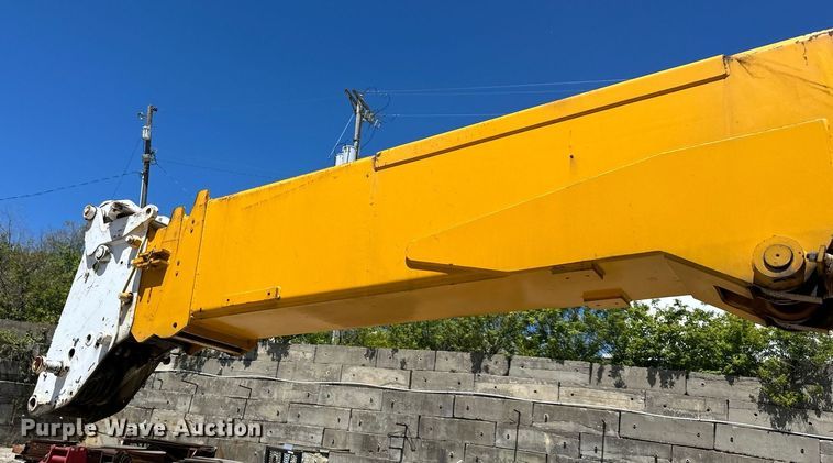 image for item GB9230 Drott 1500CC  crane