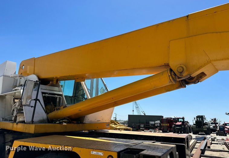 image for item GB9230 Drott 1500CC  crane